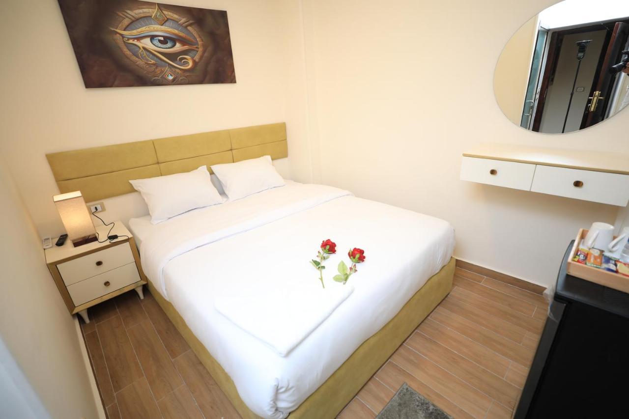 Pyramids Heart Hotel Kafrat al Jabal Exterior photo