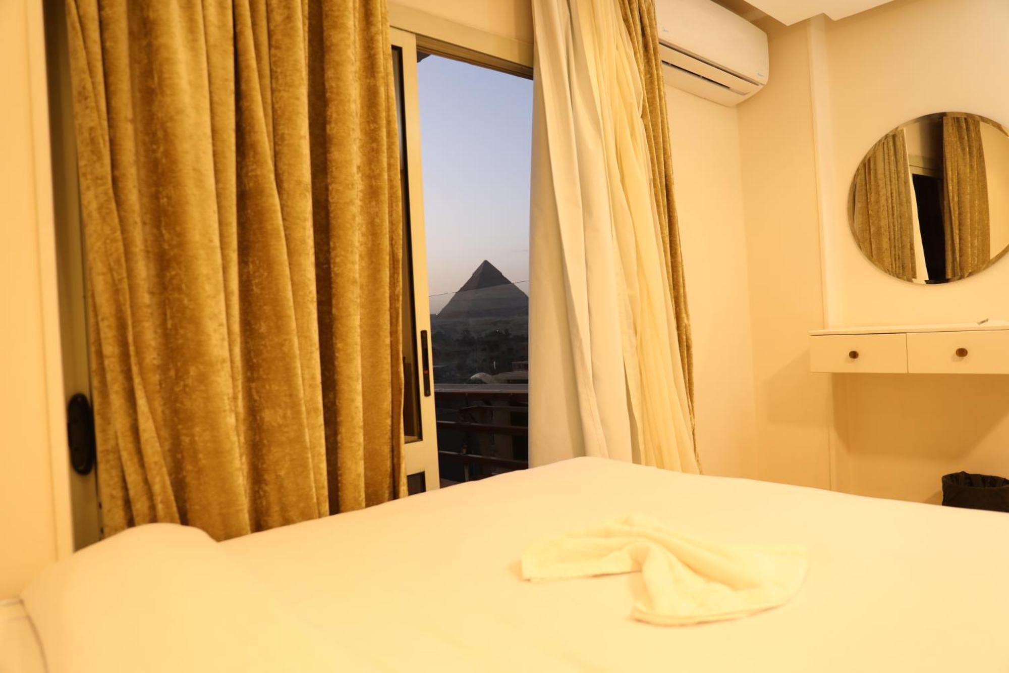 Pyramids Heart Hotel Kafrat al Jabal Exterior photo
