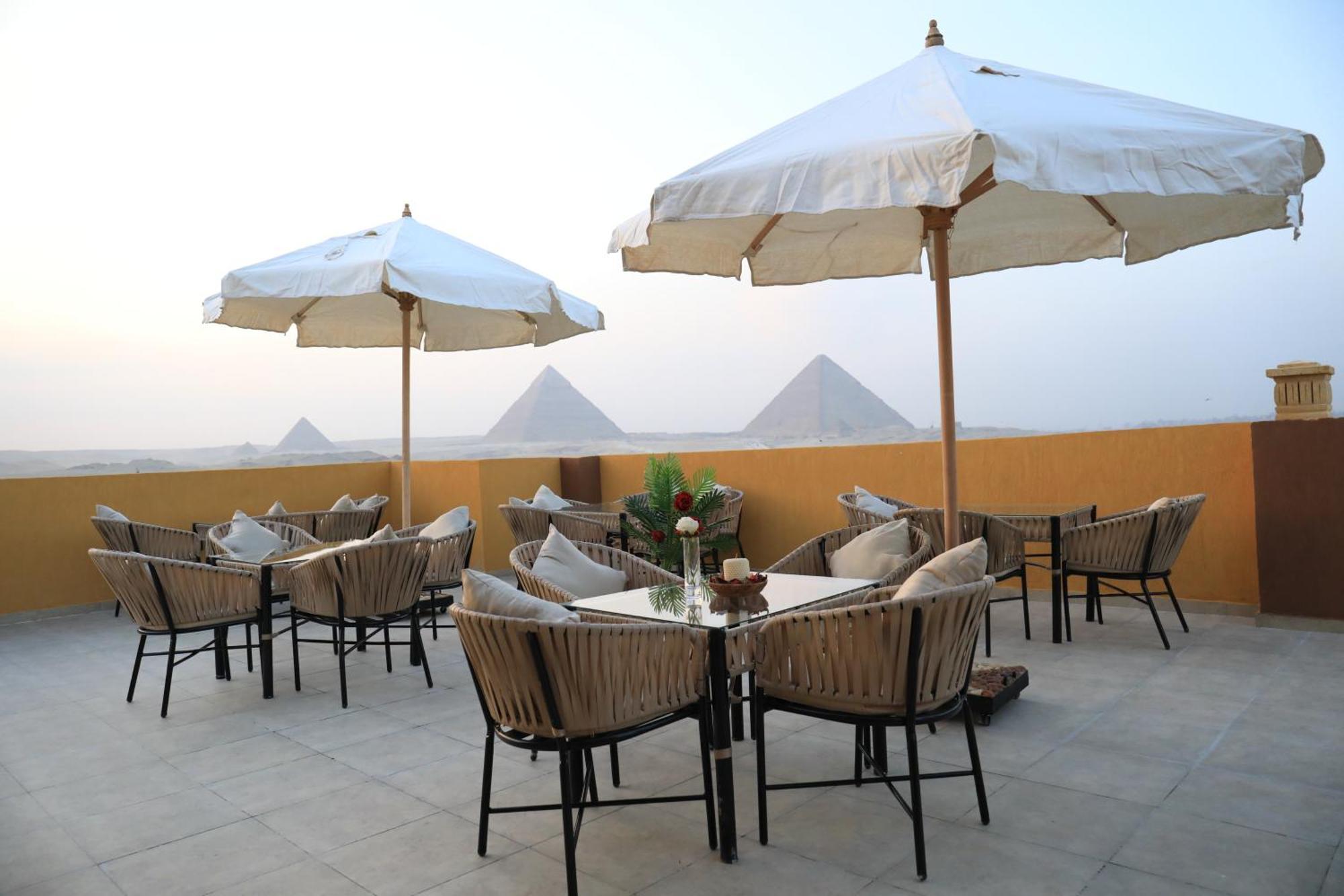 Pyramids Heart Hotel Kafrat al Jabal Exterior photo